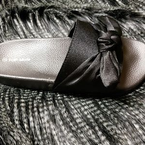 Bow slides